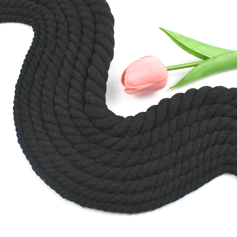 Sewing Thread In Textile - 1-5M 5-20mm noir 3 actions torsadé